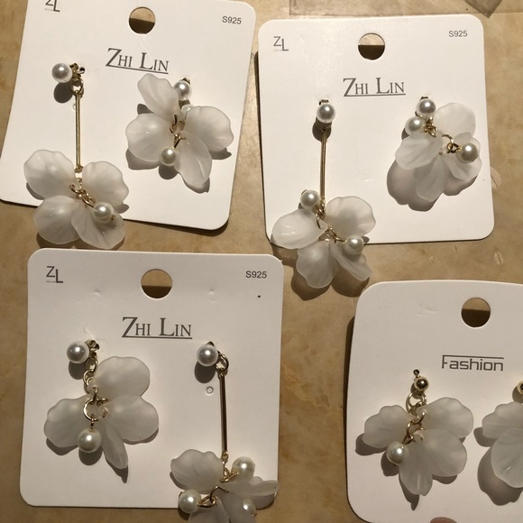 Flower Petals & Faux Pearl Drop Earrings - Picture 11 of 11